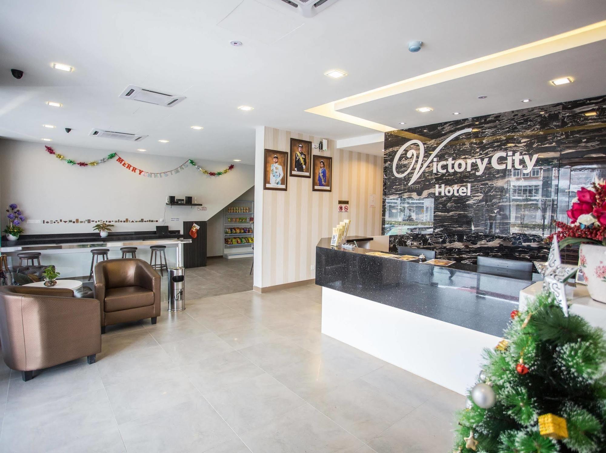Hotel Zamburger Victory City Джохор Бахру Екстериор снимка